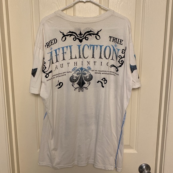 Affliction tshirt 2XL - Picture 2 of 3
